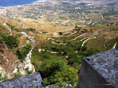 Road that leads to Erice