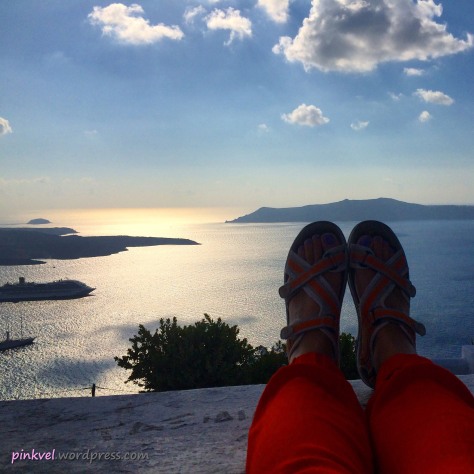 Relax in Santorini
